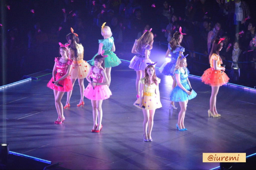 Girls Generation In Cute Colorful Dresses Wallpaper Take