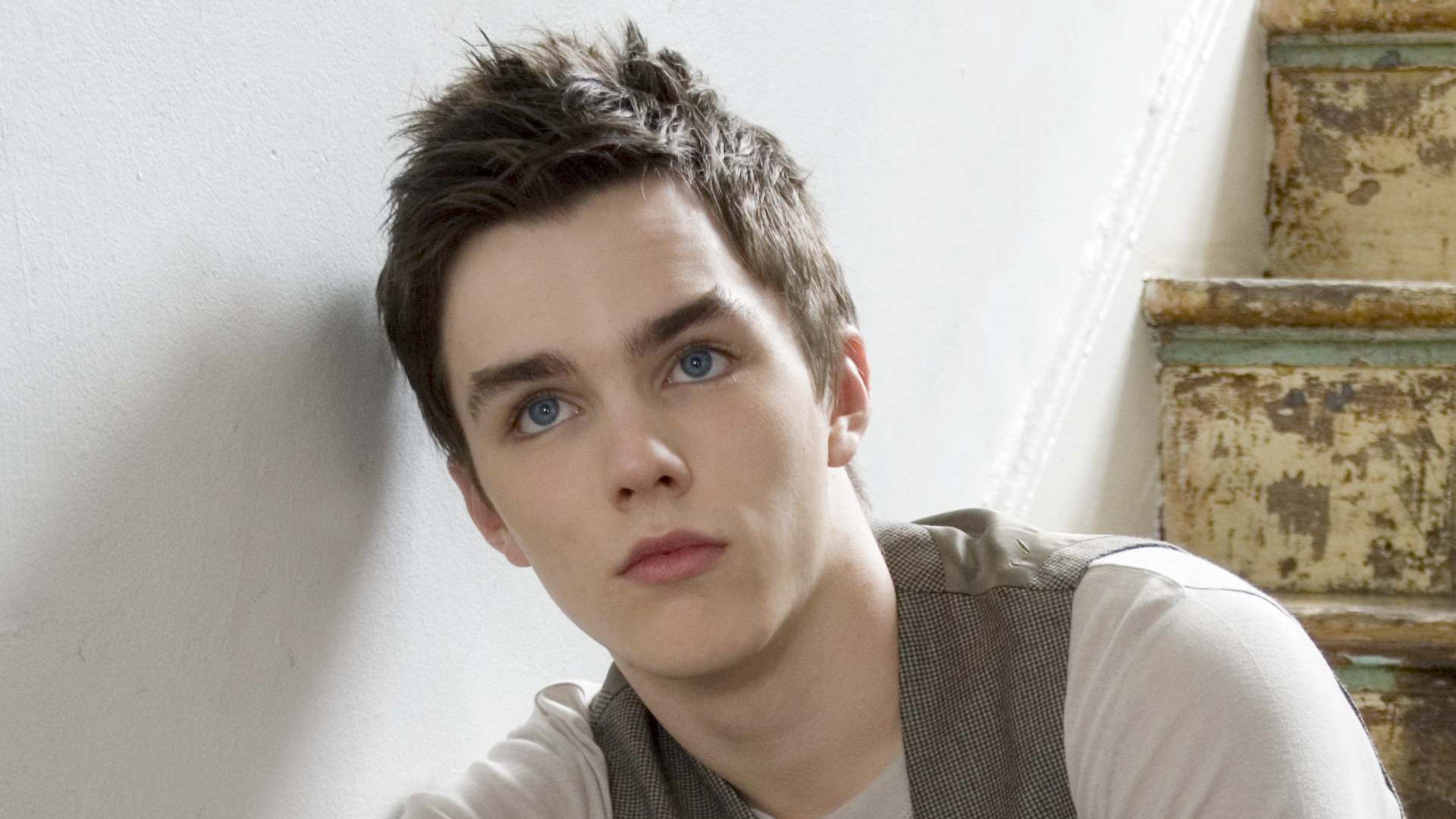 Nicholas Hoult HD Wallpaper Pictures To Pin
