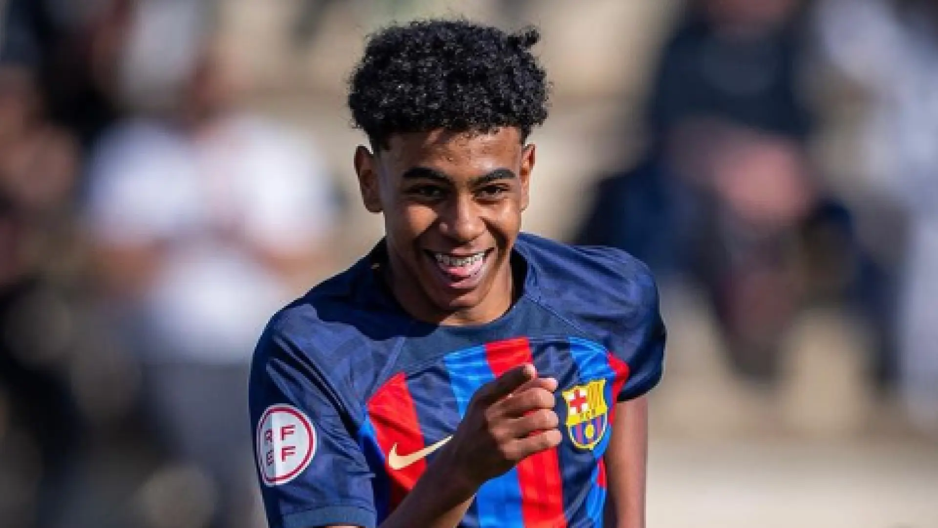 As Es Lamine Yamal El Cadete De A Os Que Ha Hecho Historia Al Ser Wallpaper