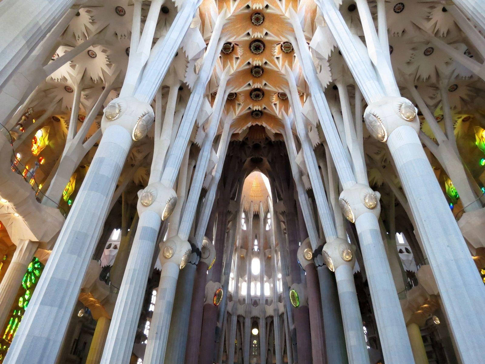 Sagrada Familia Wallpaper