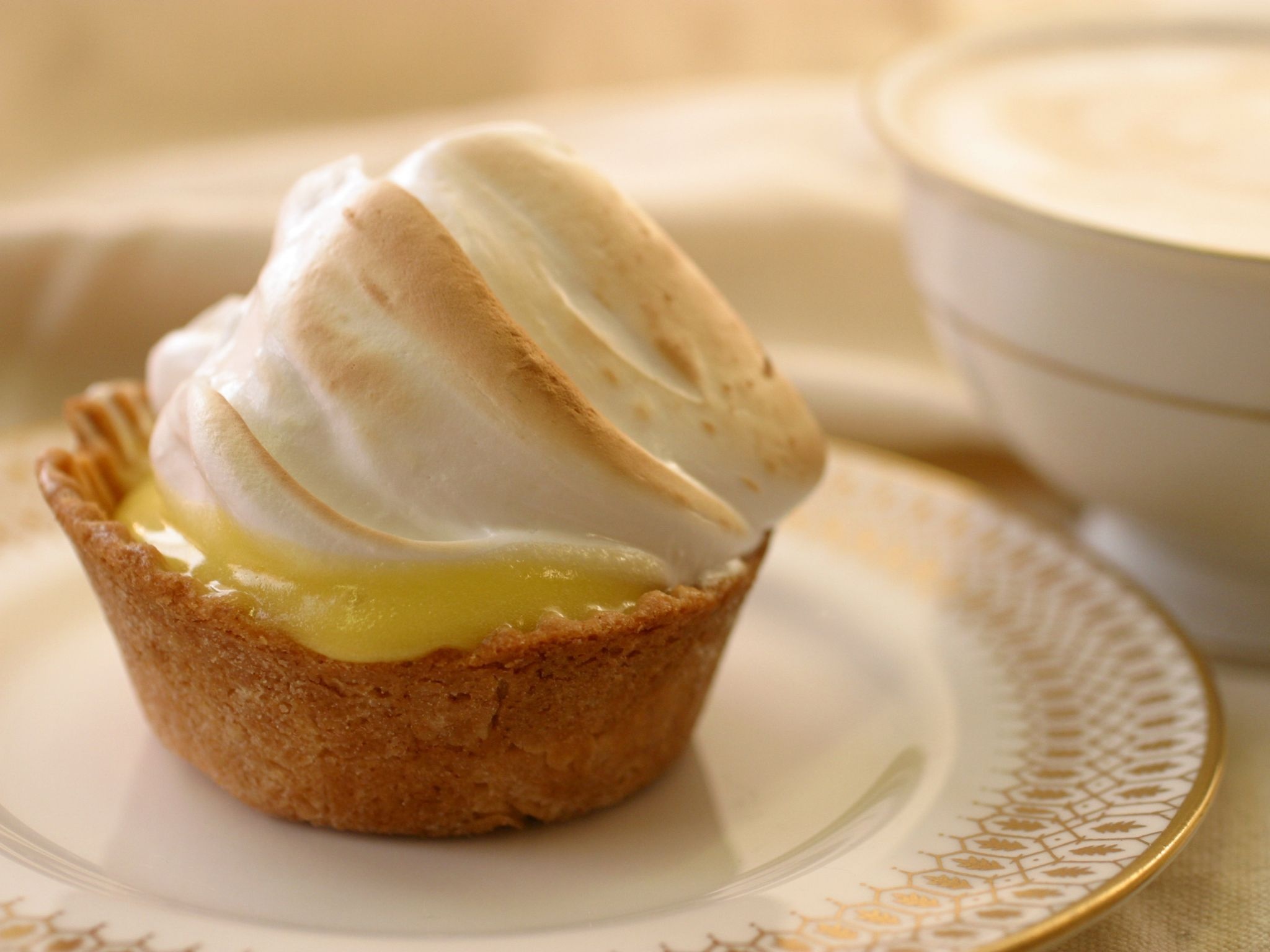 Meringue Wallpaper