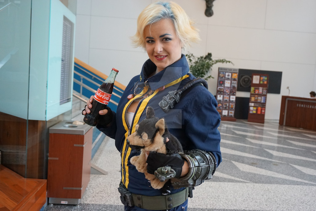 Fall Out Vault Girl With Dogmeat By Dragoonphotoservices