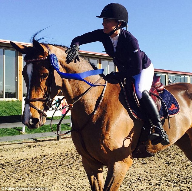 Kaley Cuoco Spends Over On Horse Patterned Hermes Wallpaper