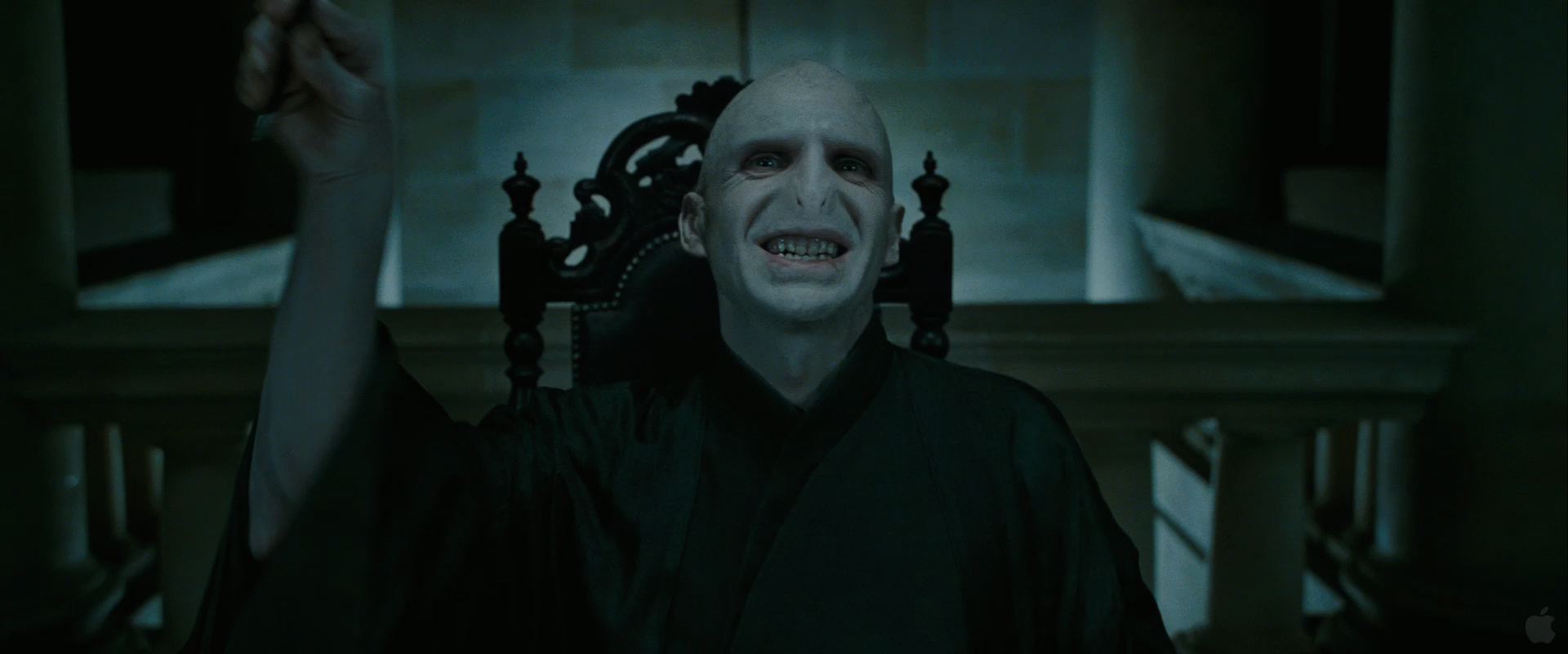 Lord Voldemort From Harry Potter And The Deathly Hallows Wallpaper