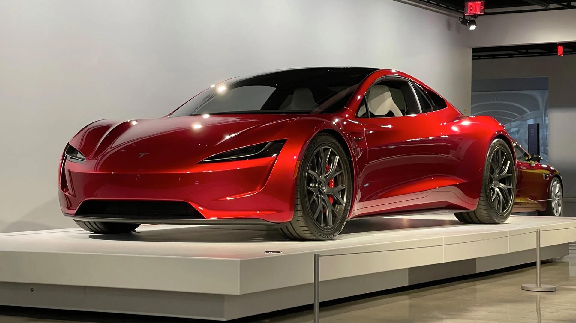 Marques Brownlee On X So There S A Tesla Roadster Display At
