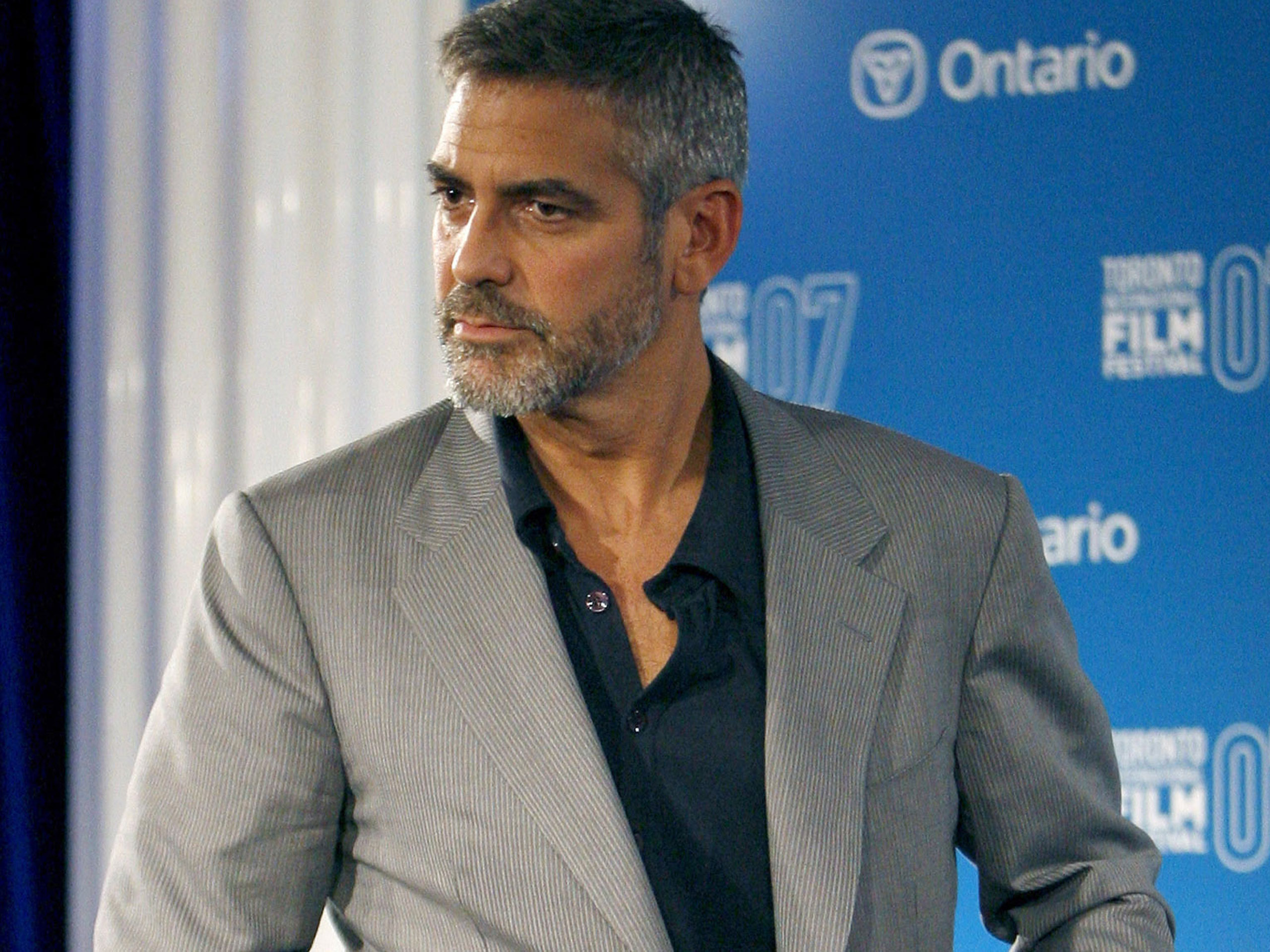 George Clooney Wallpaper