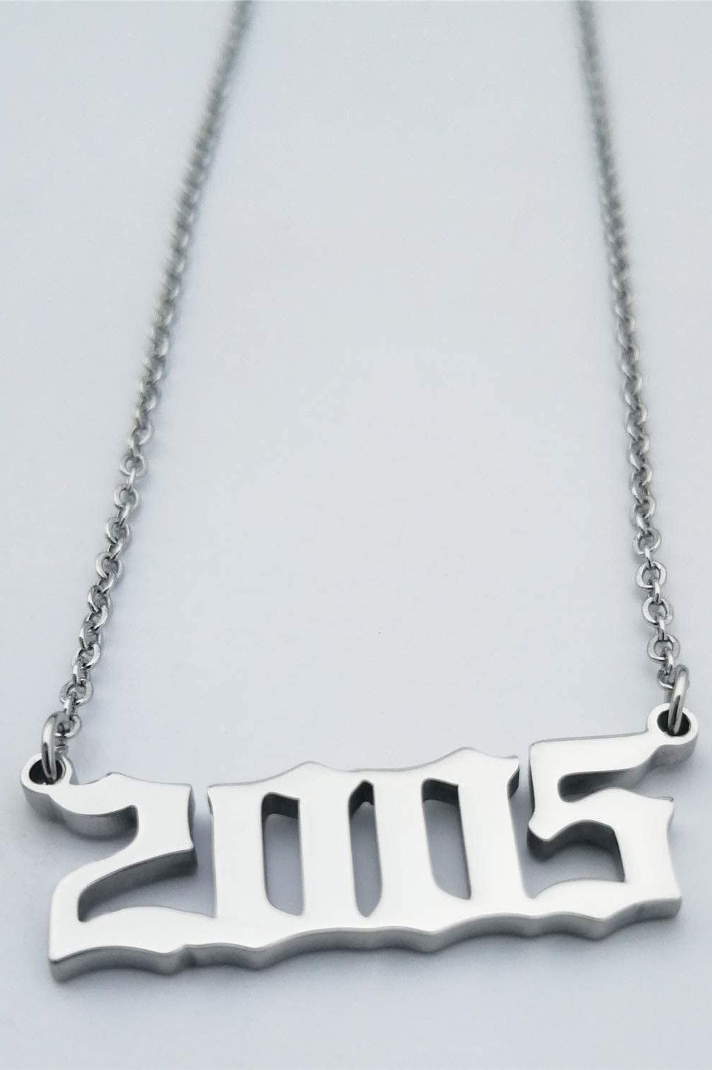 Amazon Custom Birth Year Old English Silver Pendant Chain Necklace