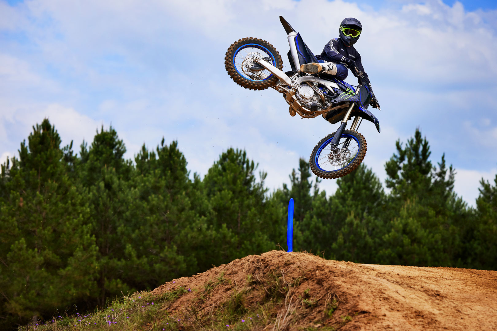  Yamaha YZ450F First Look Fast Facts Photos