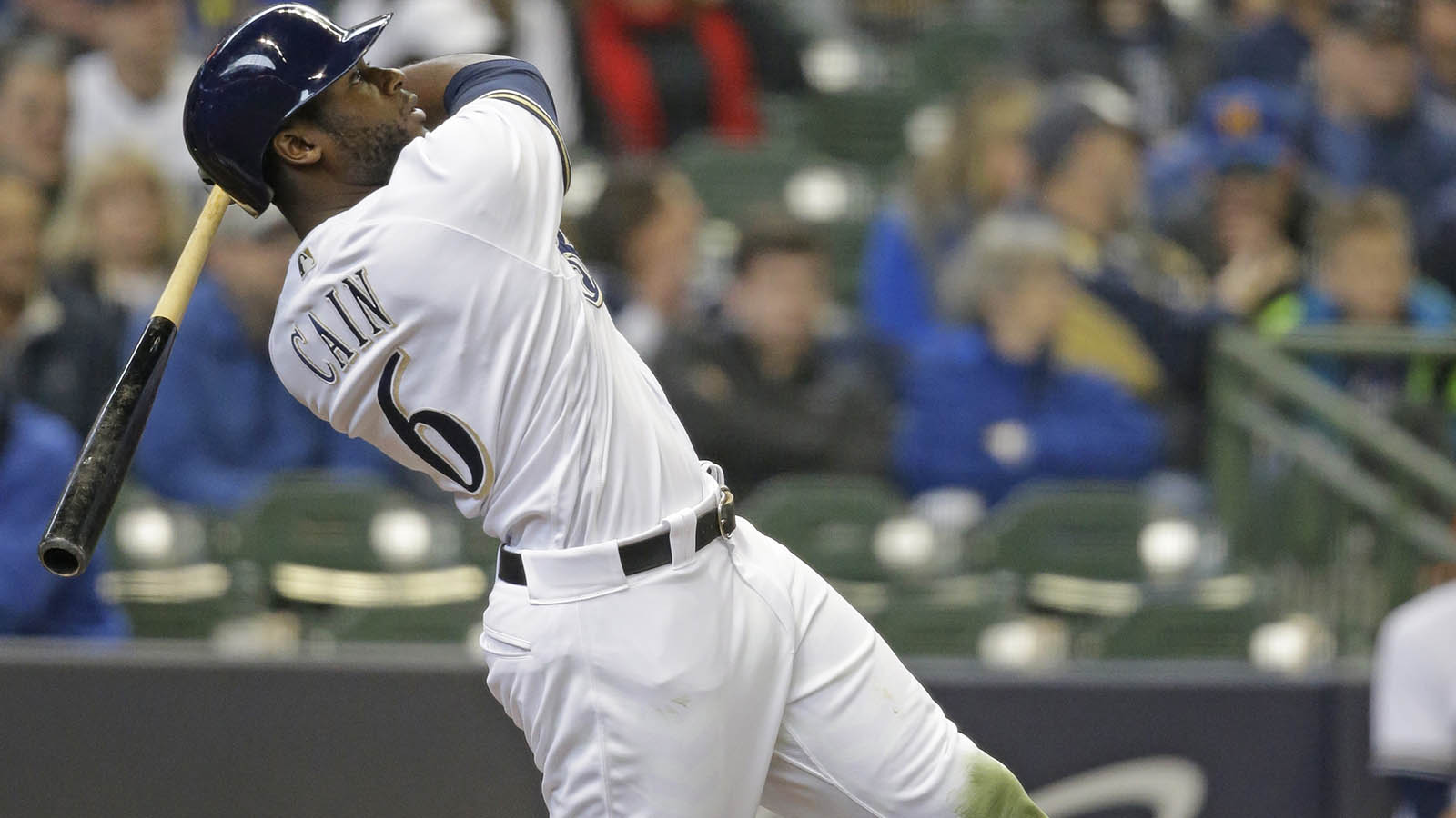 Milwaukee Brewers Lorenzo Cain Off To Hot Start With New Team