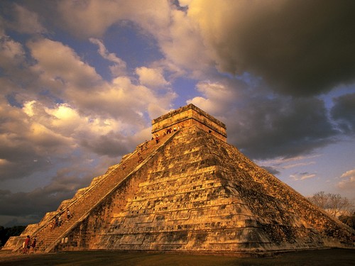 ancient mayan ruins chichen itza mexico   Ancient Aliens Wallpaper