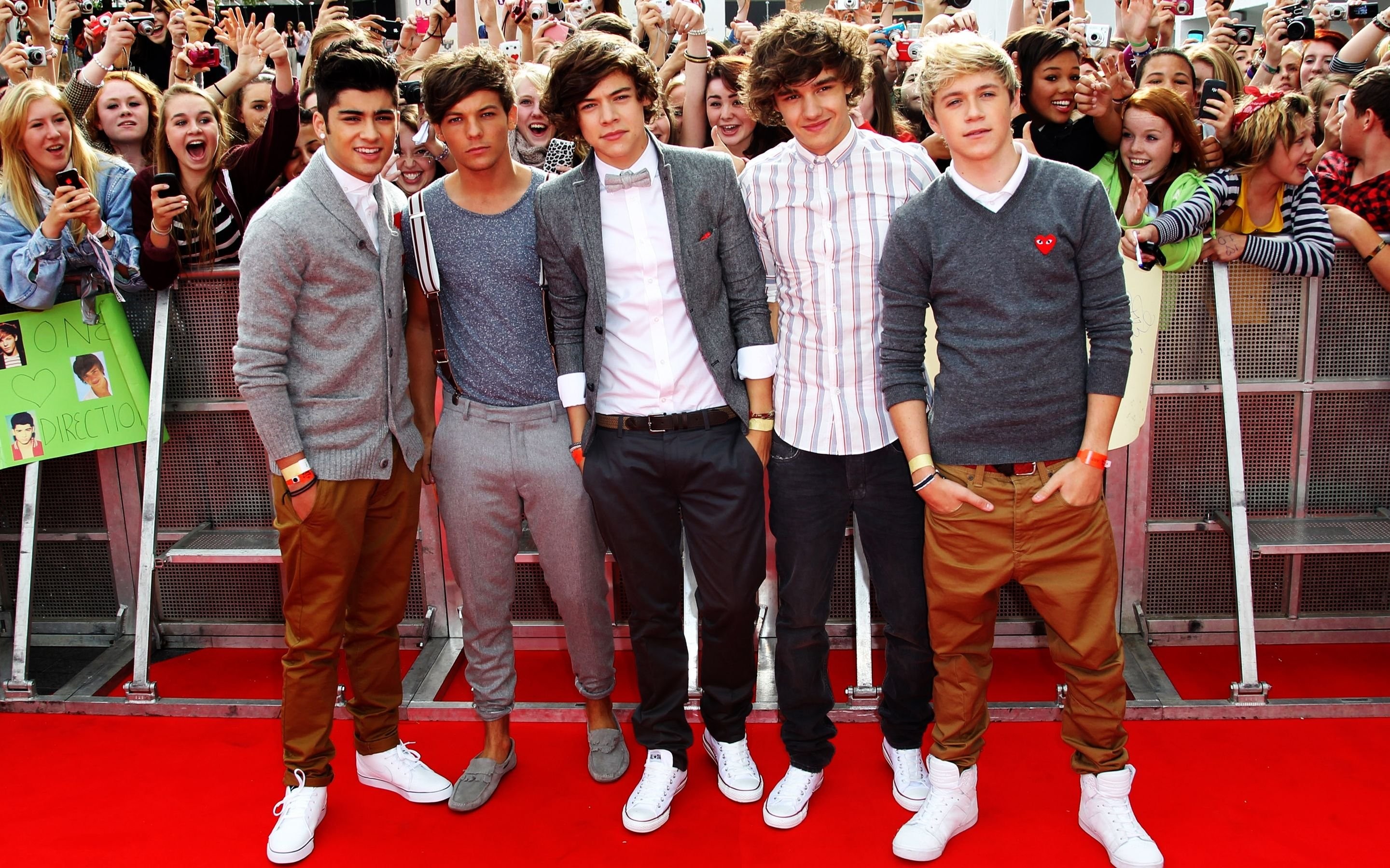 One Direction Laptop Wallpaper