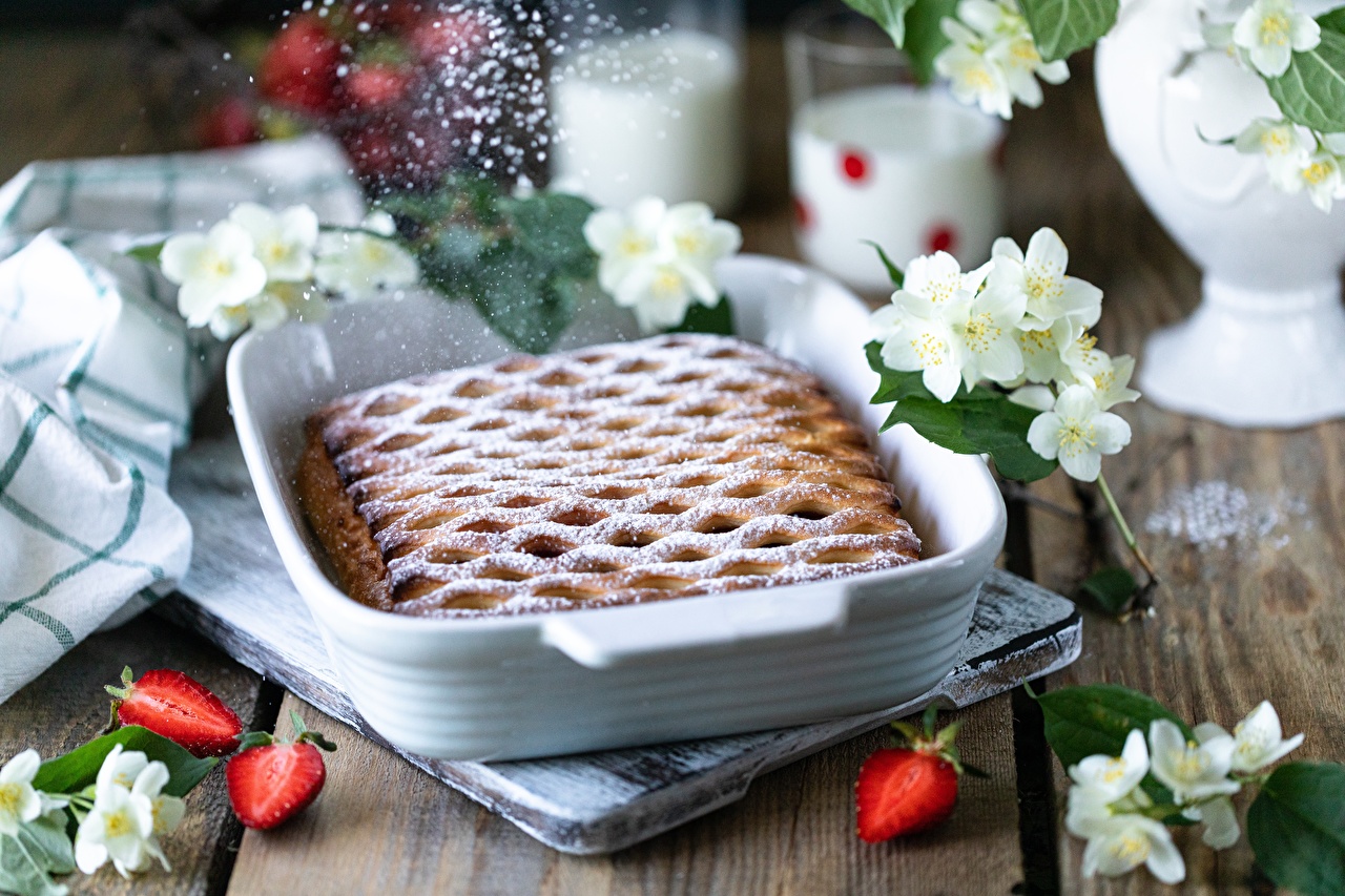 Desktop Wallpaper Pie Powdered Sugar Strawberry Food Table
