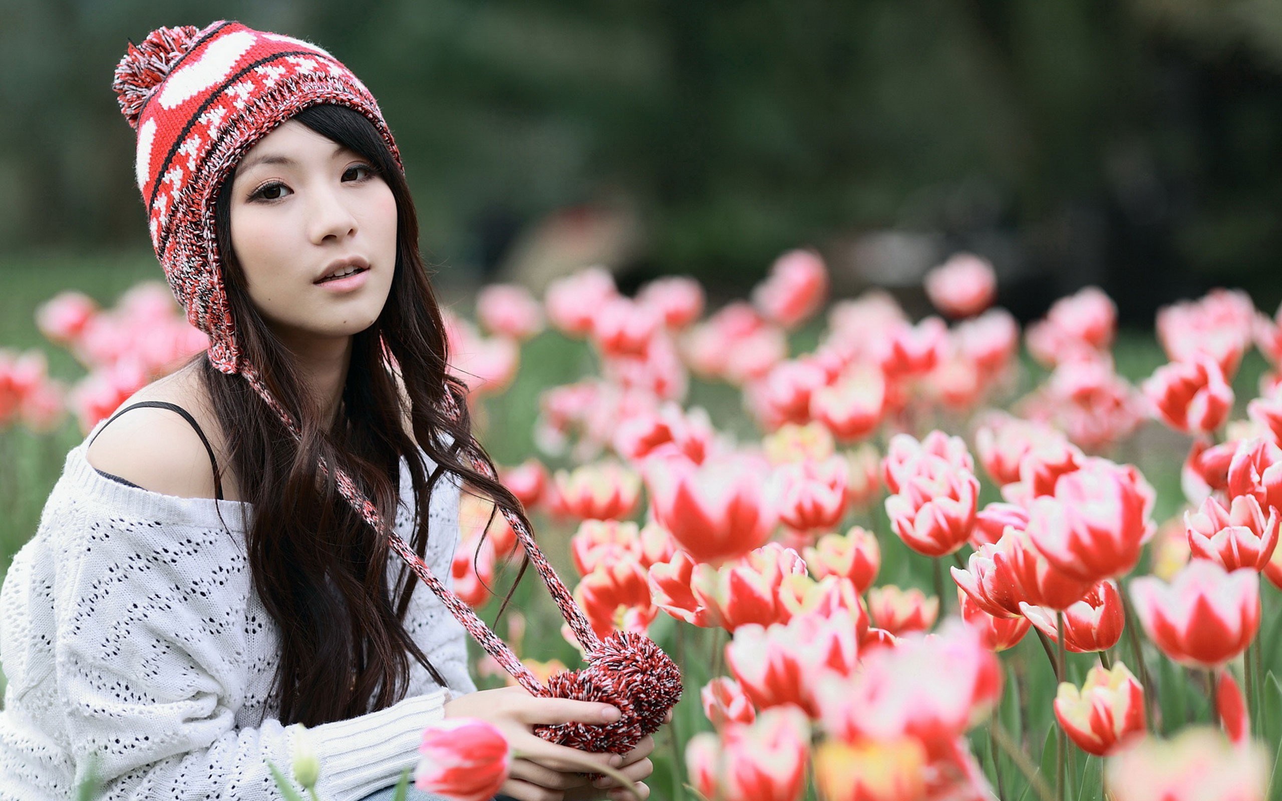 HD Cute Asian Wallpaper