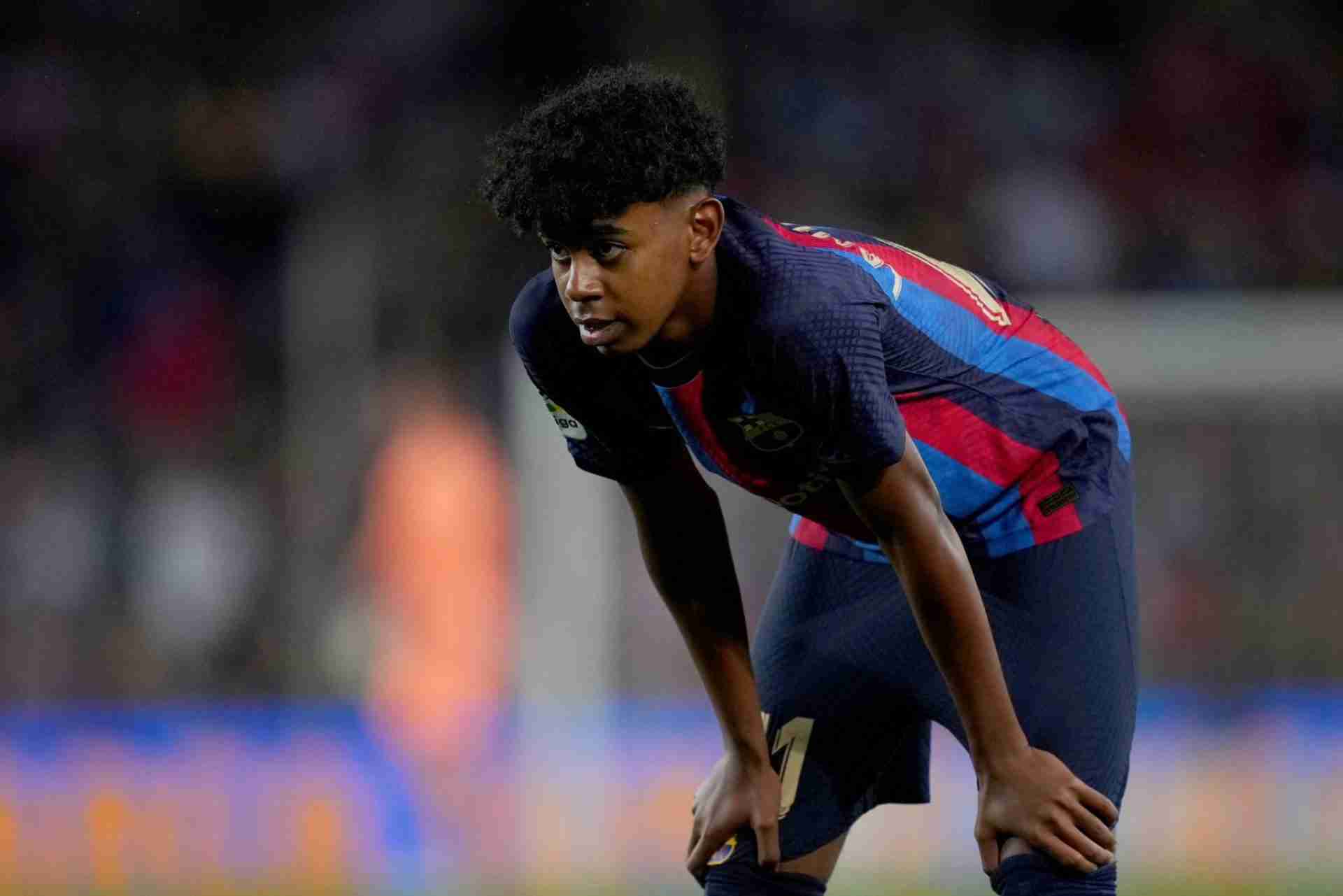 Lamine Yamal of FC Barcelona in action during a La Liga match