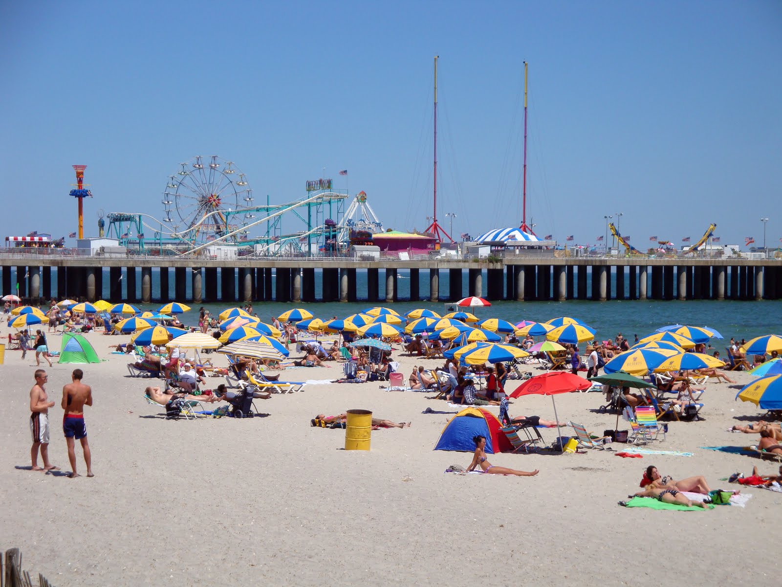 Summer Is A Great Time To Visit Atlantic City New Jersey Beach
