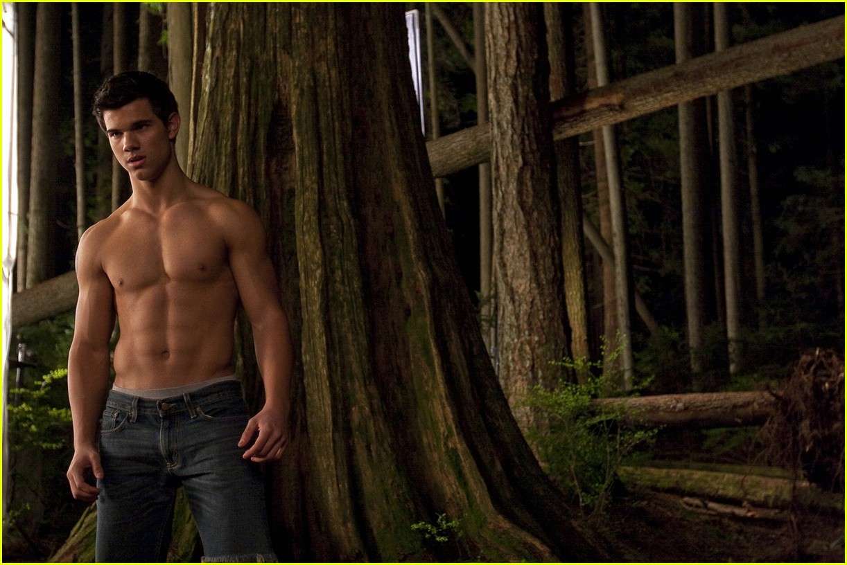 Taylor Lautner Twilight Shirtless Hd Wallpaper