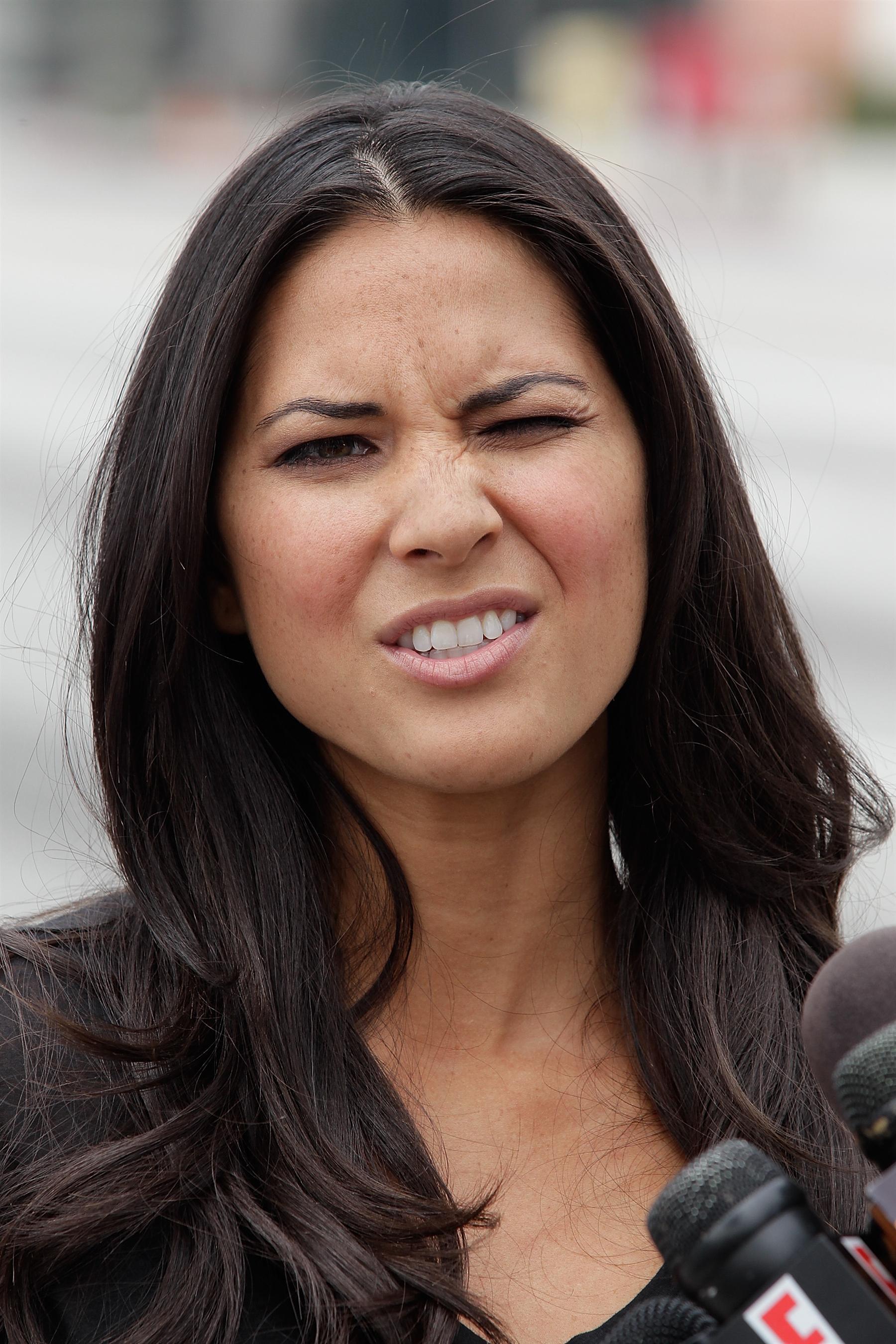 Olivia Munn High Resolution Pictures