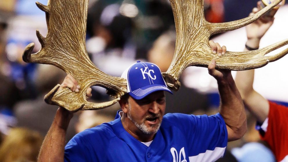 Kansas City Royals Fan Brought Moose Antlers to the World Series
