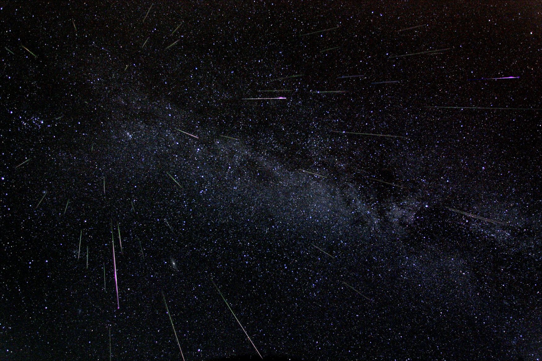 Meteor Shower Wallpaper Pictures To Pin