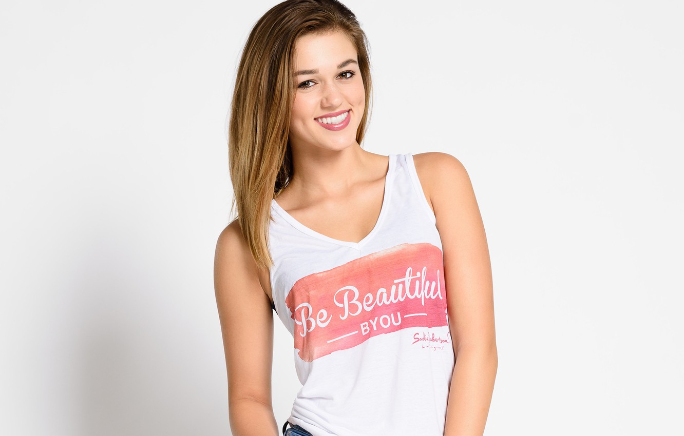 Wallpaper Girl Smile Mike Sadie Robertson Image For Desktop