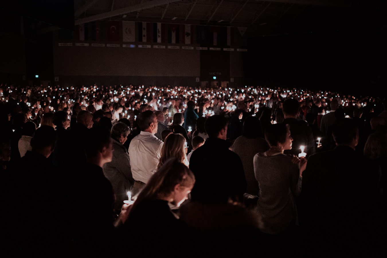 Why Evangelical Megachurches Are Embracing Some Catholic