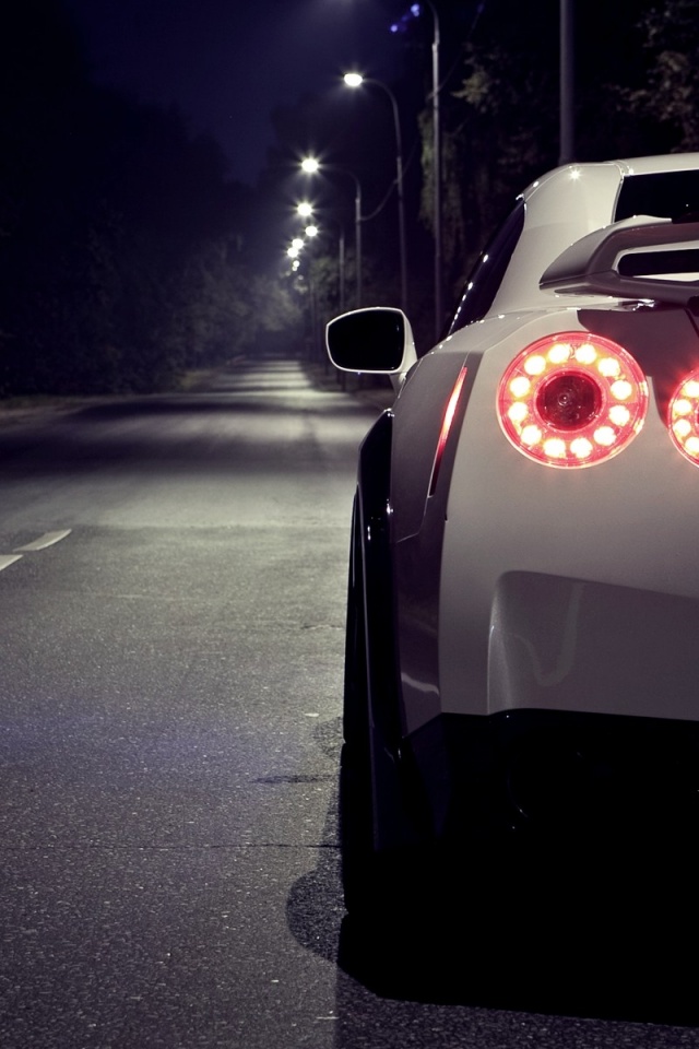 White Nissan Gtr At Night Rear Section iPhone Wallpaper