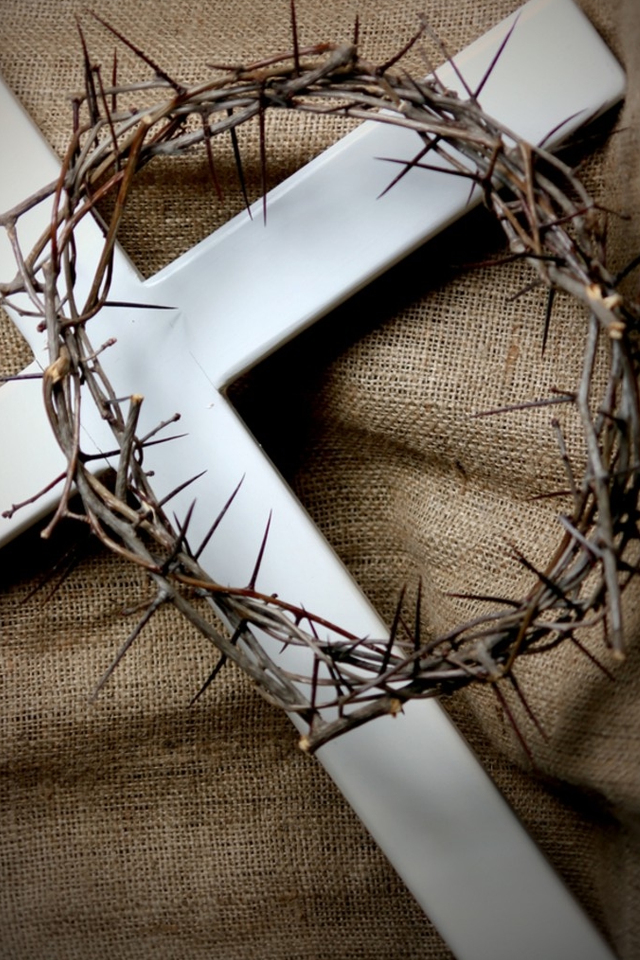 Crown Of Thorns And Cross iPhone Wallpaper