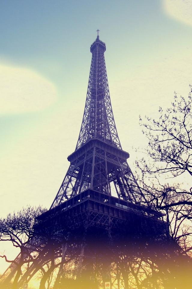 Eiffel Tower iPhone Ipod Touch Android Wallpaper