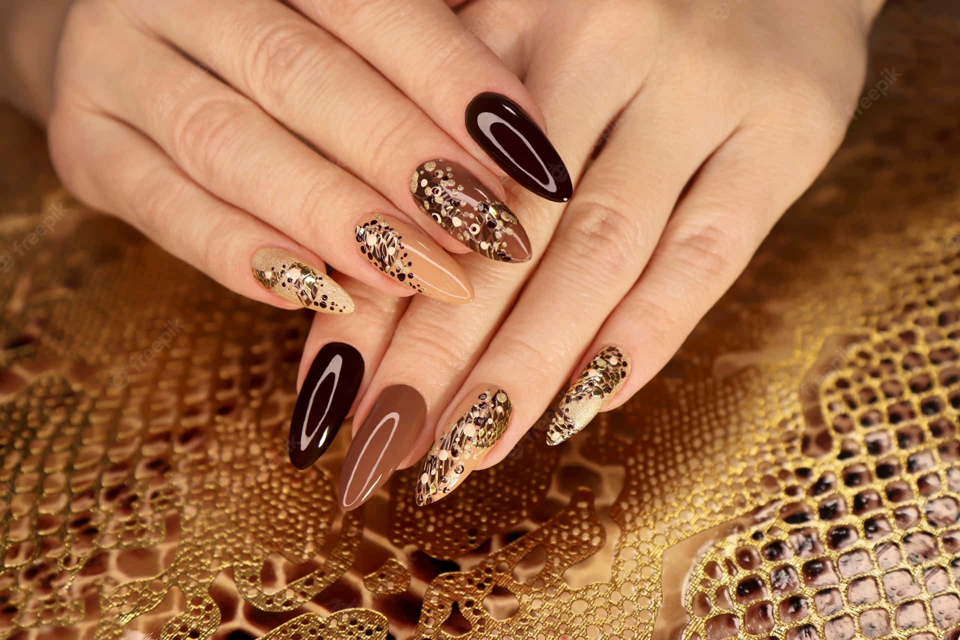 Nail Background Wallpaper
