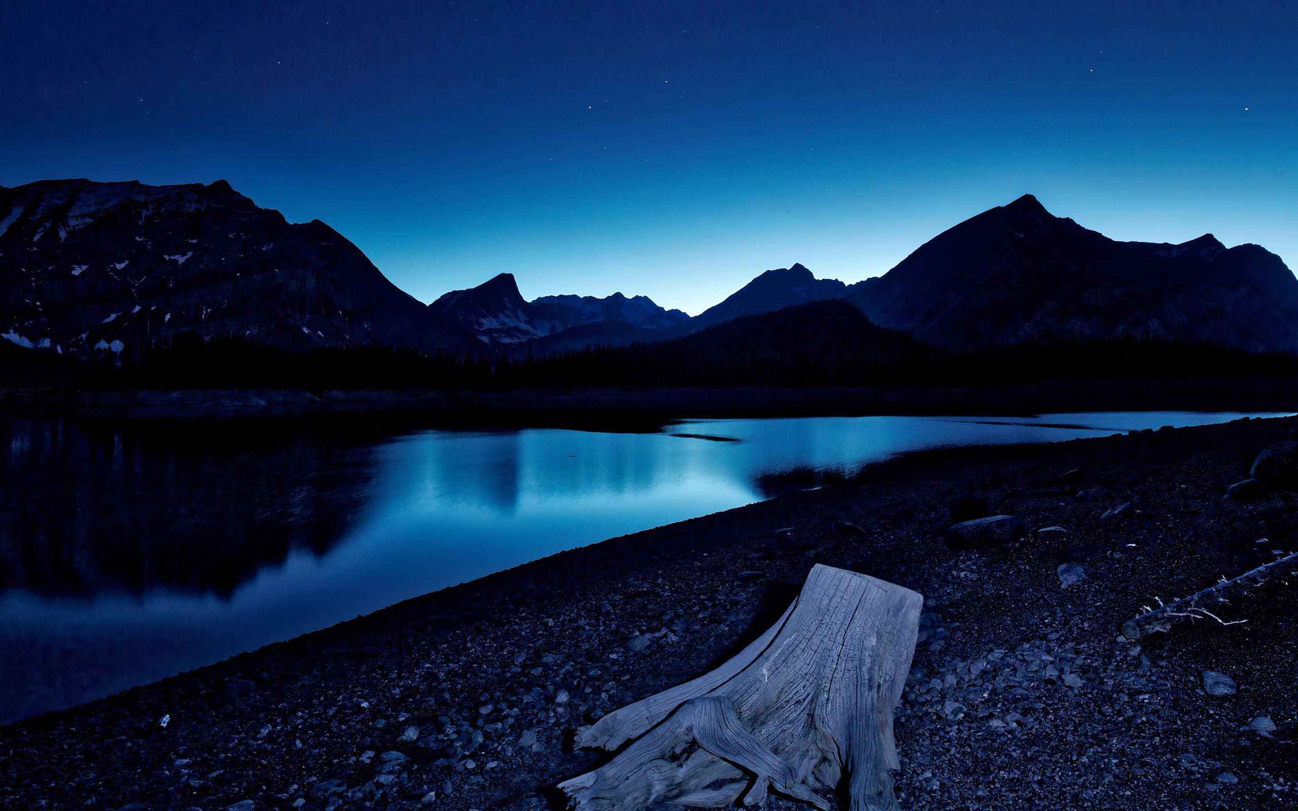 Blue Hour Kananaskis Lake Stars 8k Macbook Air Wallpaper