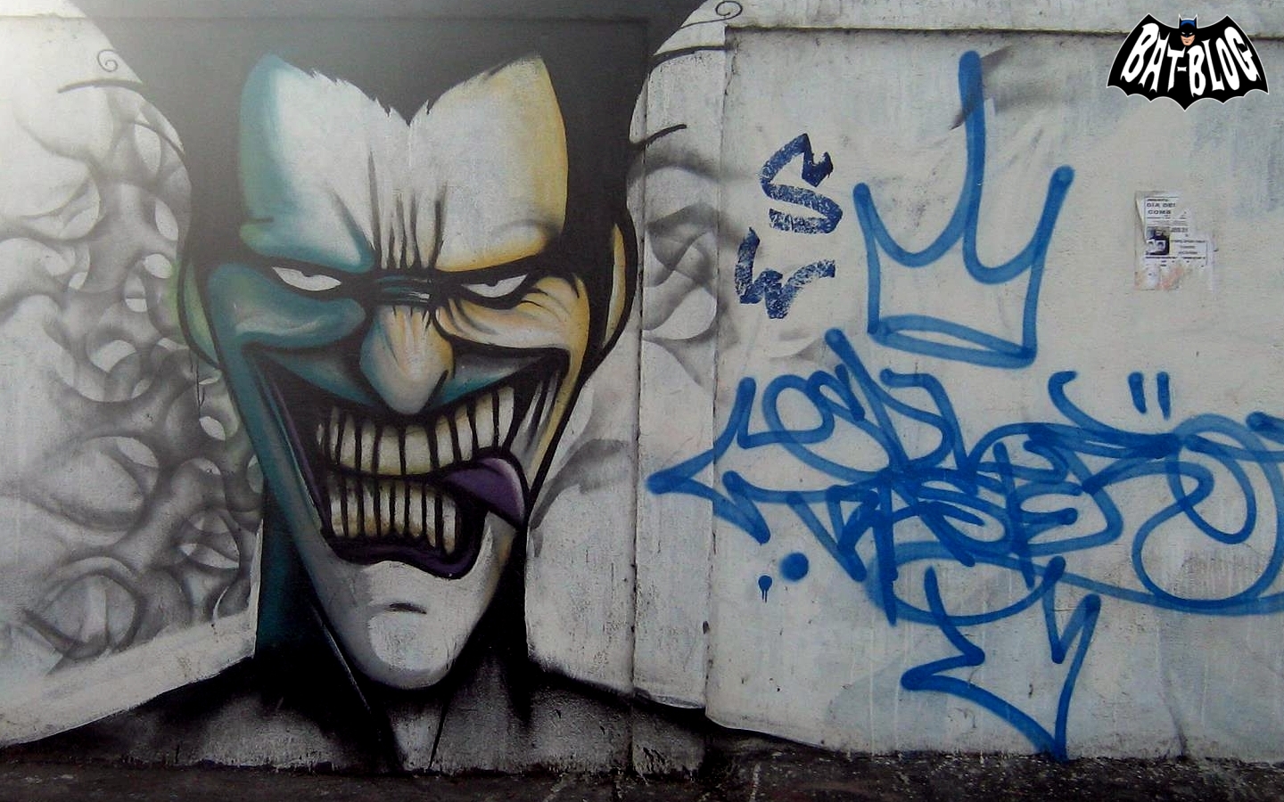 Batman The Joker Graffiti Wall Mural Art Spotted In Chile Amazing