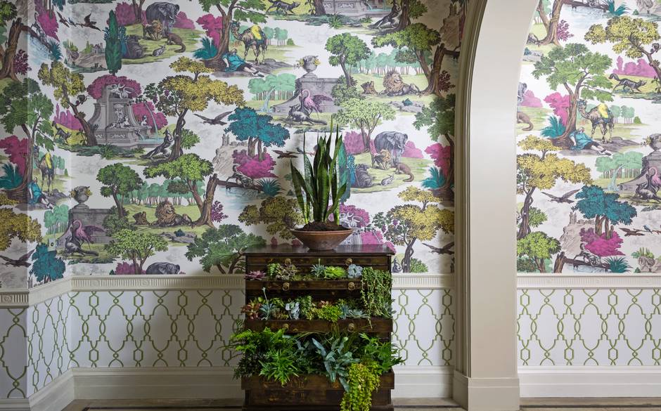 This Season S Finest Wallpaper Designs Feature Flora And Fauna