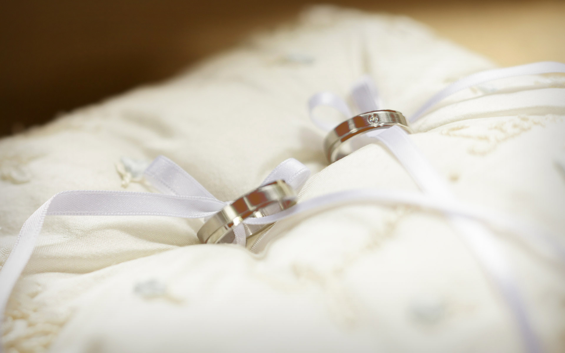 Beautiful Wedding Rings Wallpaper Desktop With
