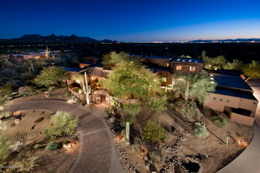Sonoran Desert Adobe Retreat Scottsdale Arizona In Photos Extreme