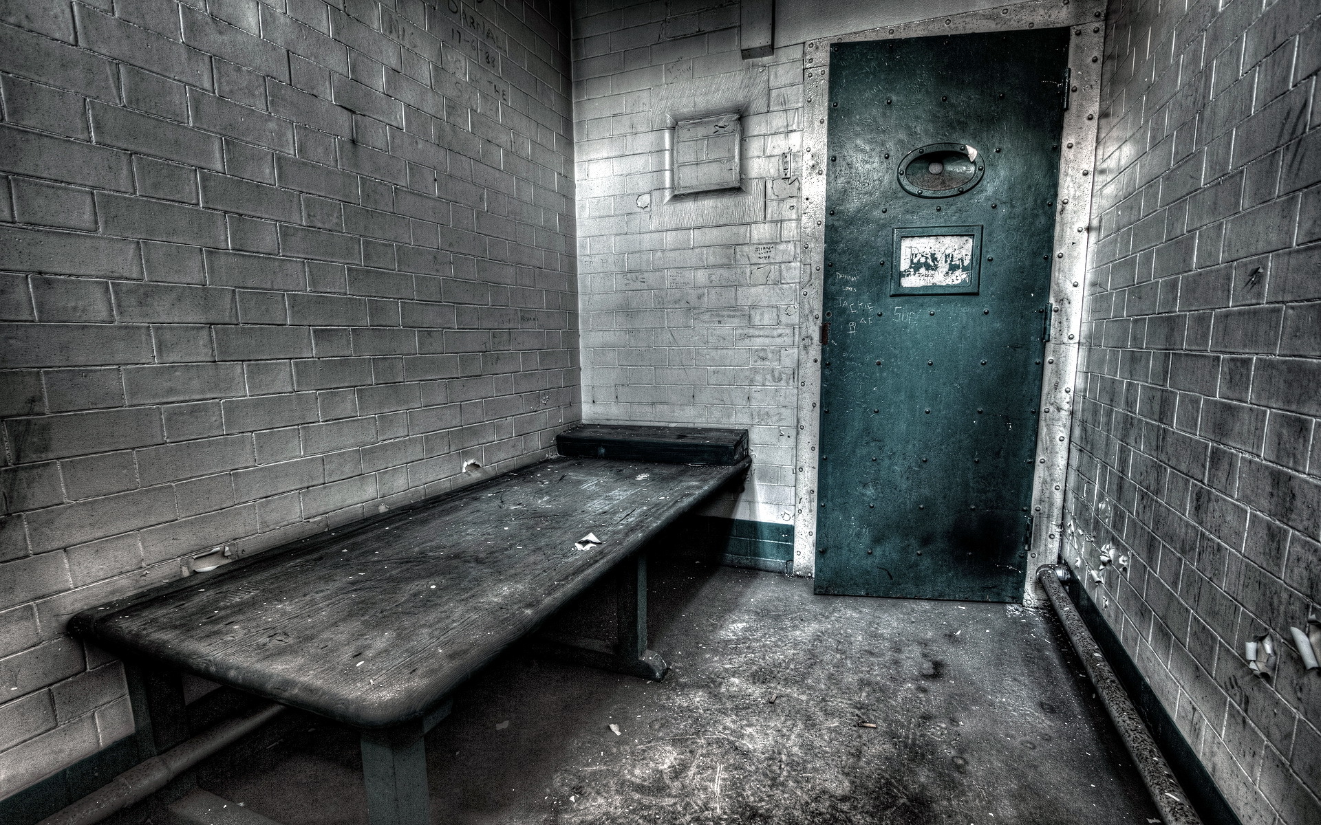 Jail Cell Zoom Backgrounds Funny Geko Life Images And Photos Finder ...