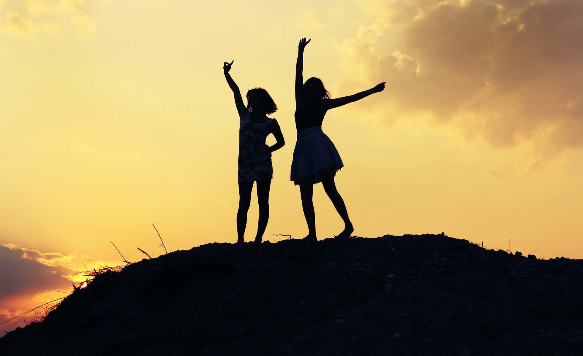 Best Friend Aesthetic Wallpaper