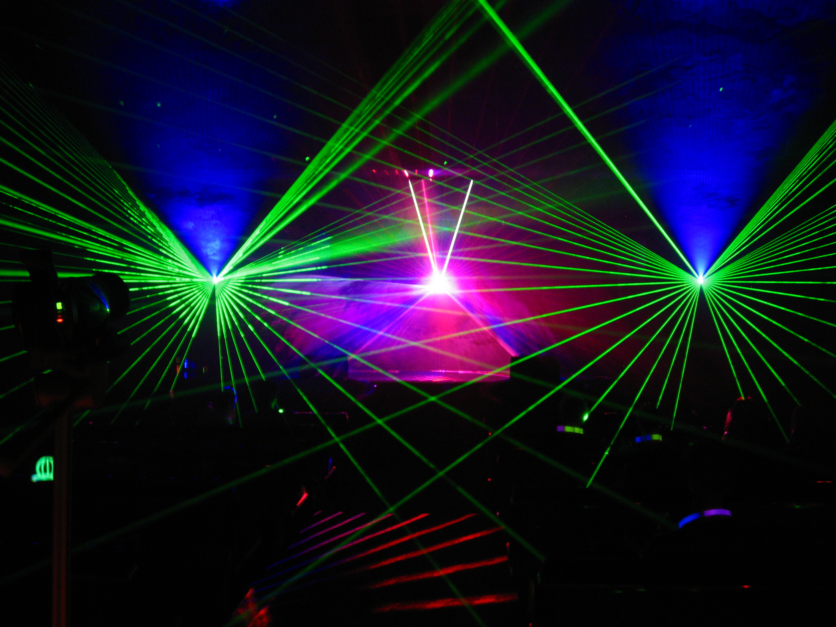 Rave Lights Wallpaper Ilda Laser Light Show
