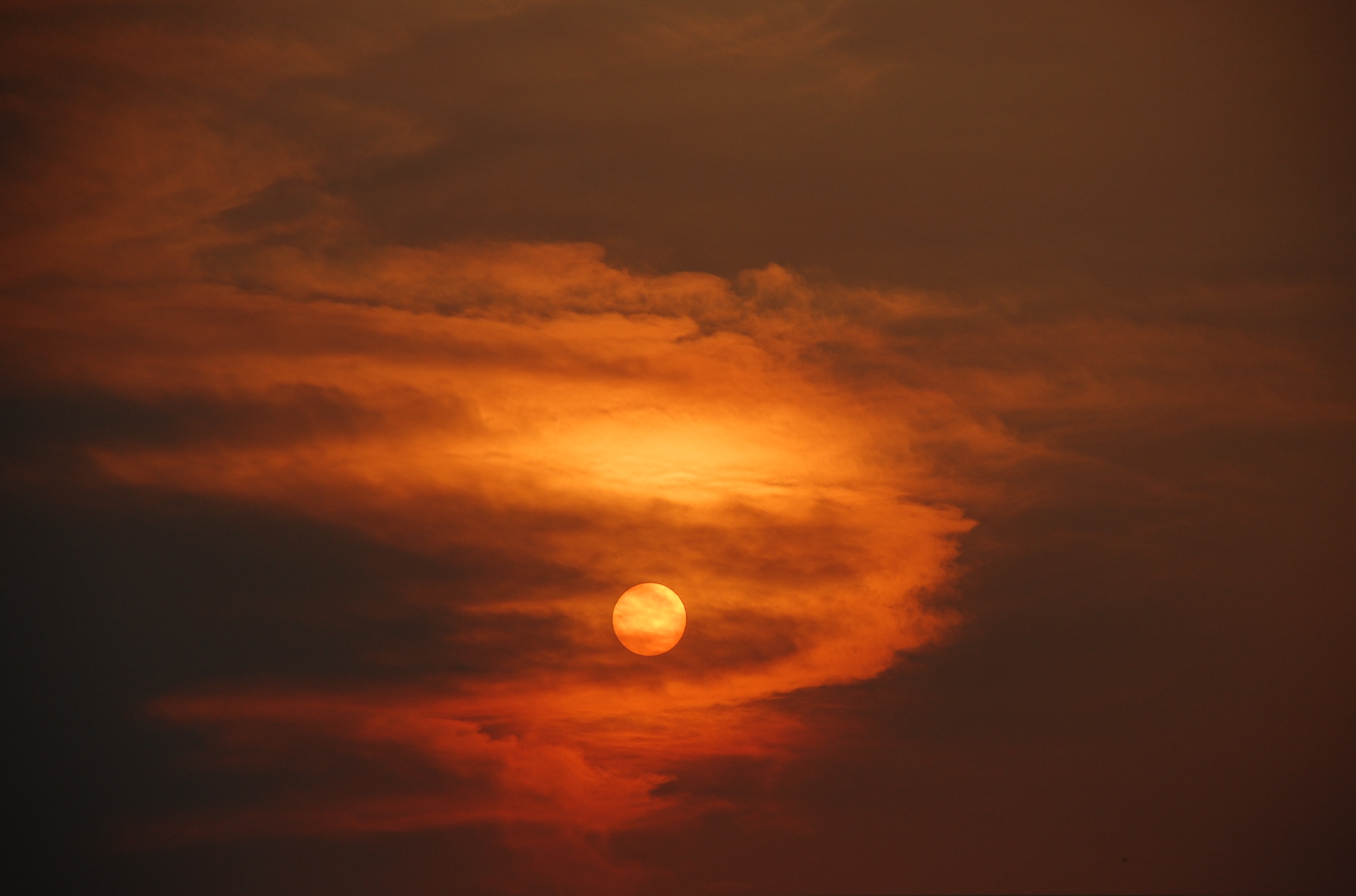  was taken at sunset during the summer 07 Utah fires in Moab UT 2937x1941