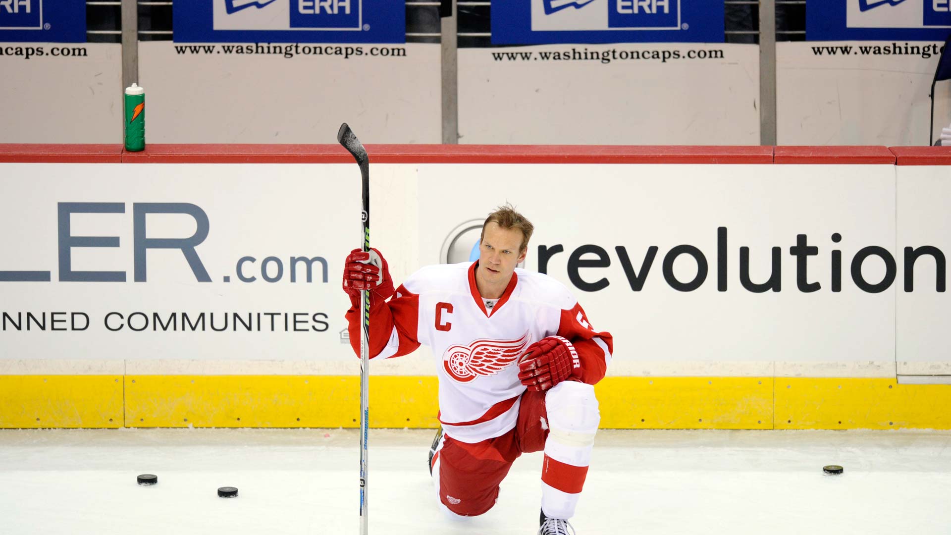 Red Wings Retire Nick Lidstrom S Jersey Send Him On African