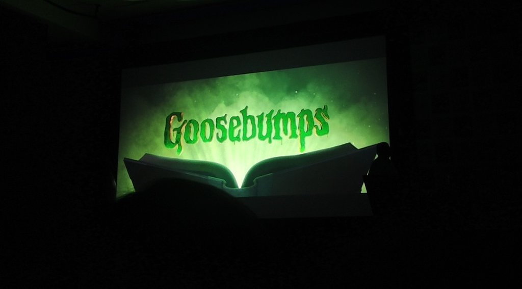 Goosebumps Movie At Ic Con Popsugar Tech By Games Wallpaper