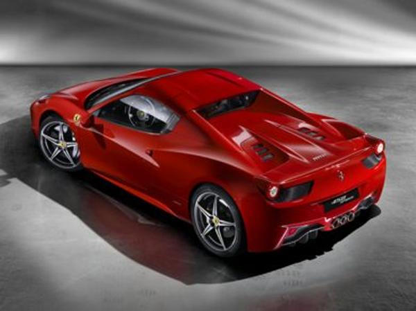 Ferrari Italia Widescreen Car Wallpaper