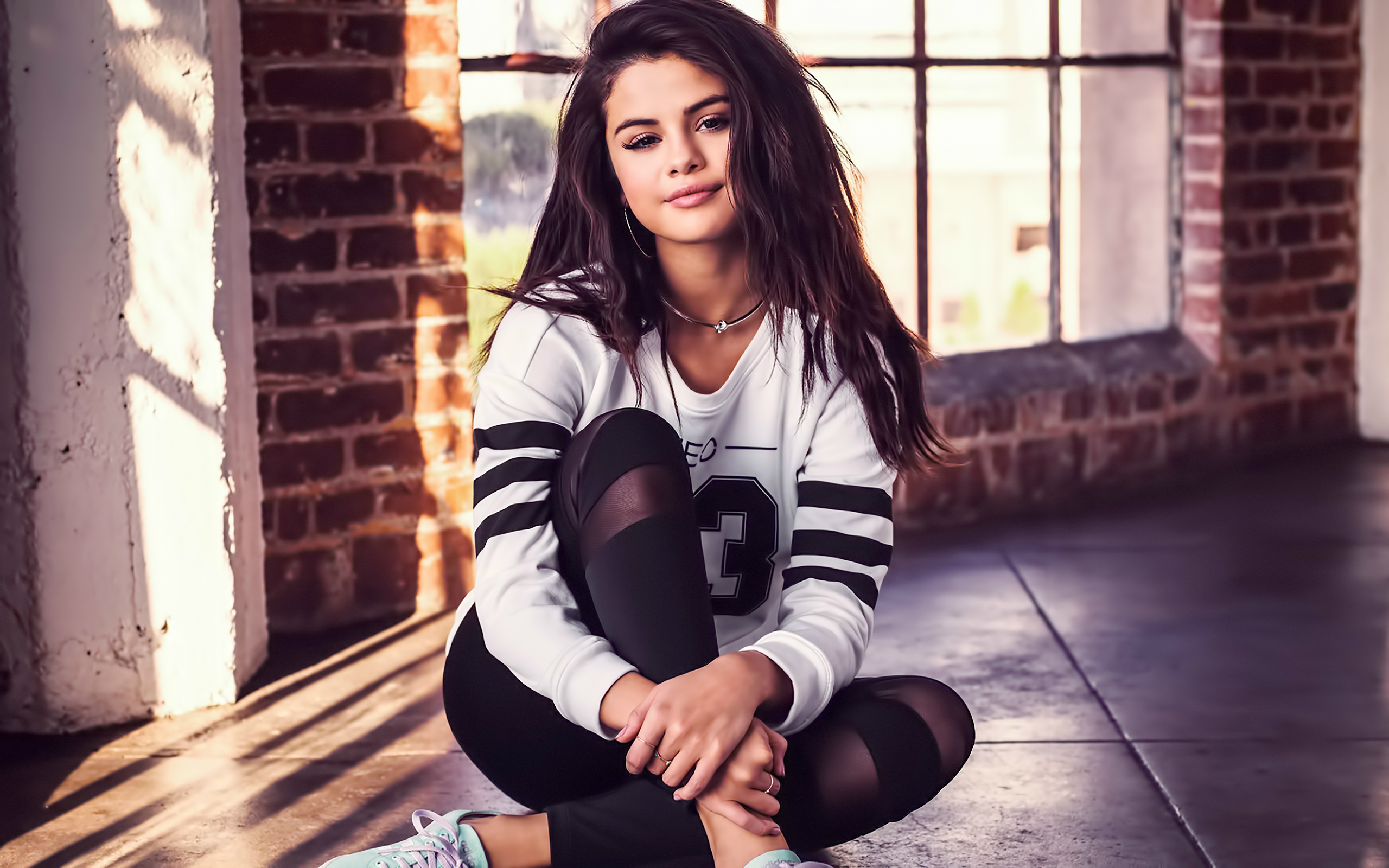 24 Selena Gomez Hd Wallpaper 16 On Wallpapersafari