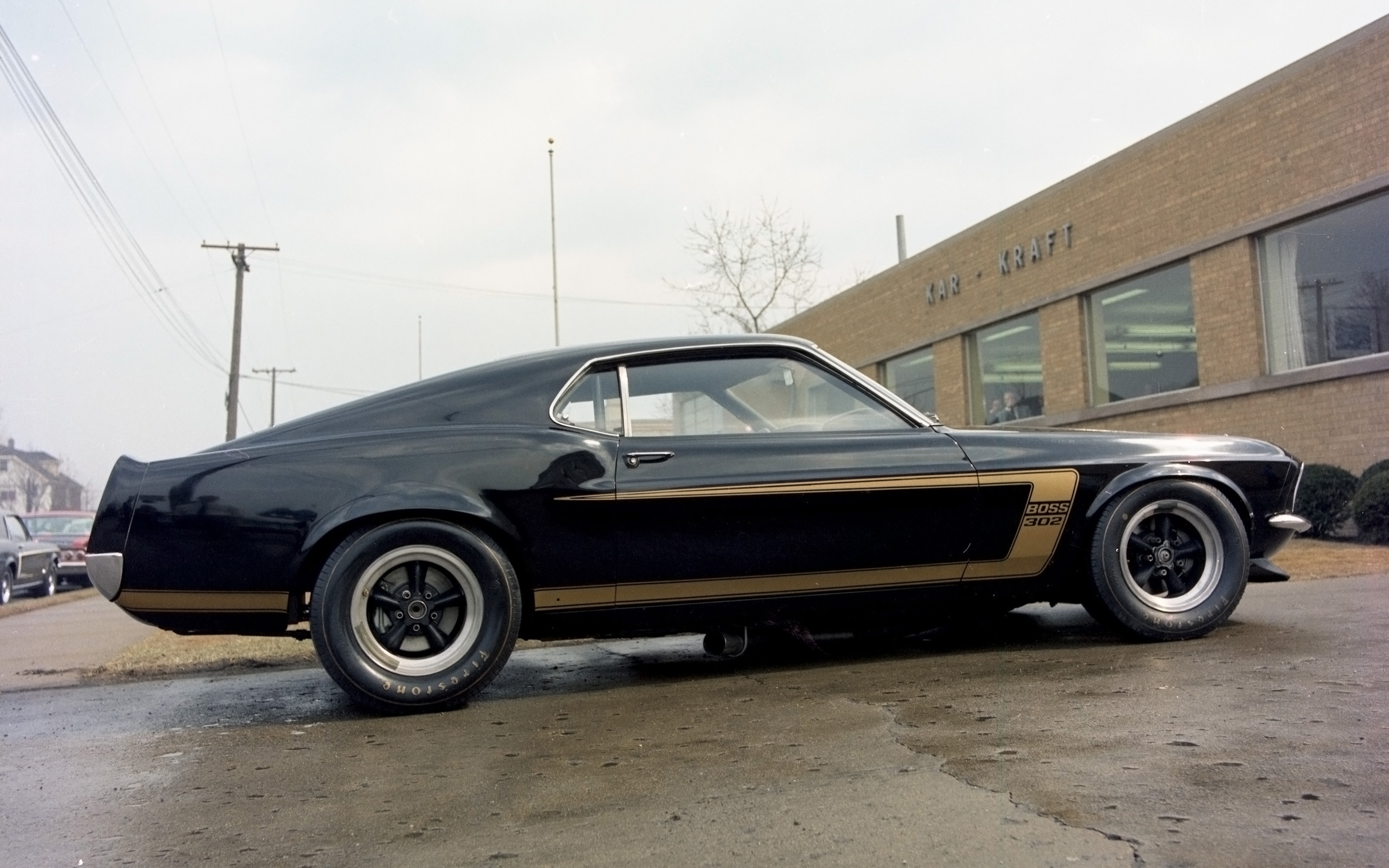 Ford Mustang Boss Black And Gold Wallpaper