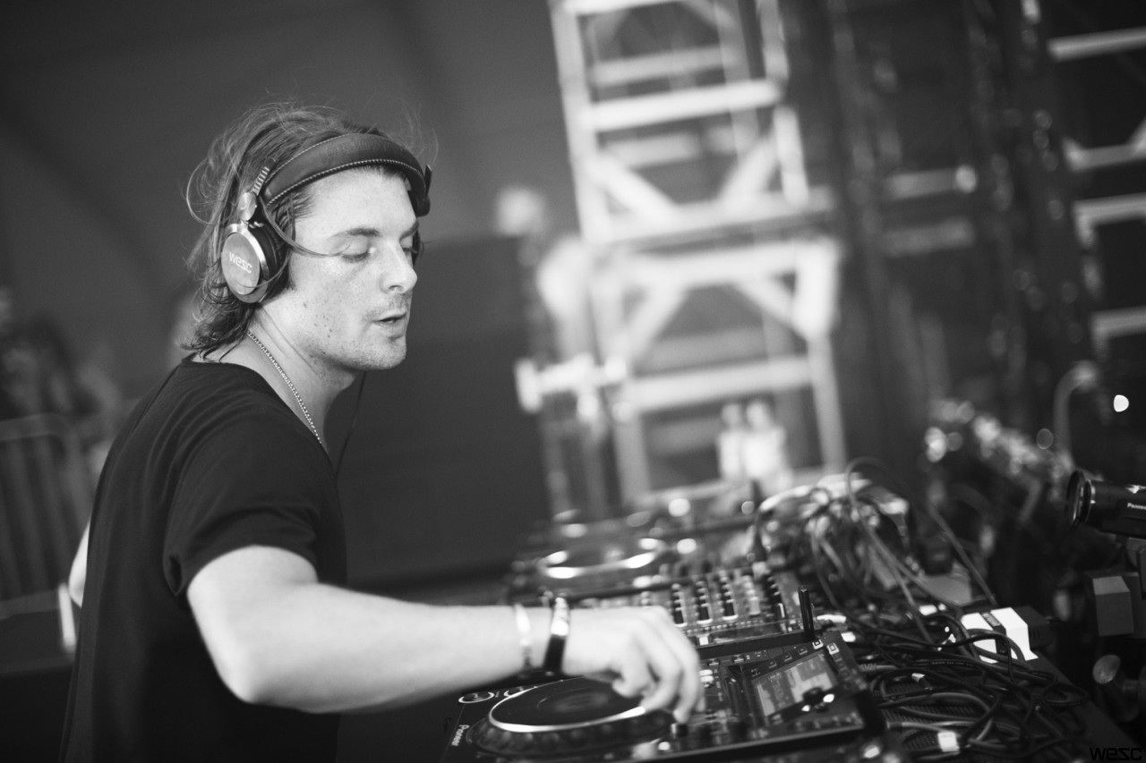 Axwell Wallpaper Ing Gallery