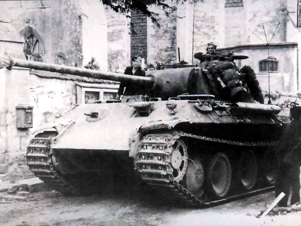 German Panther Tank wallpaper