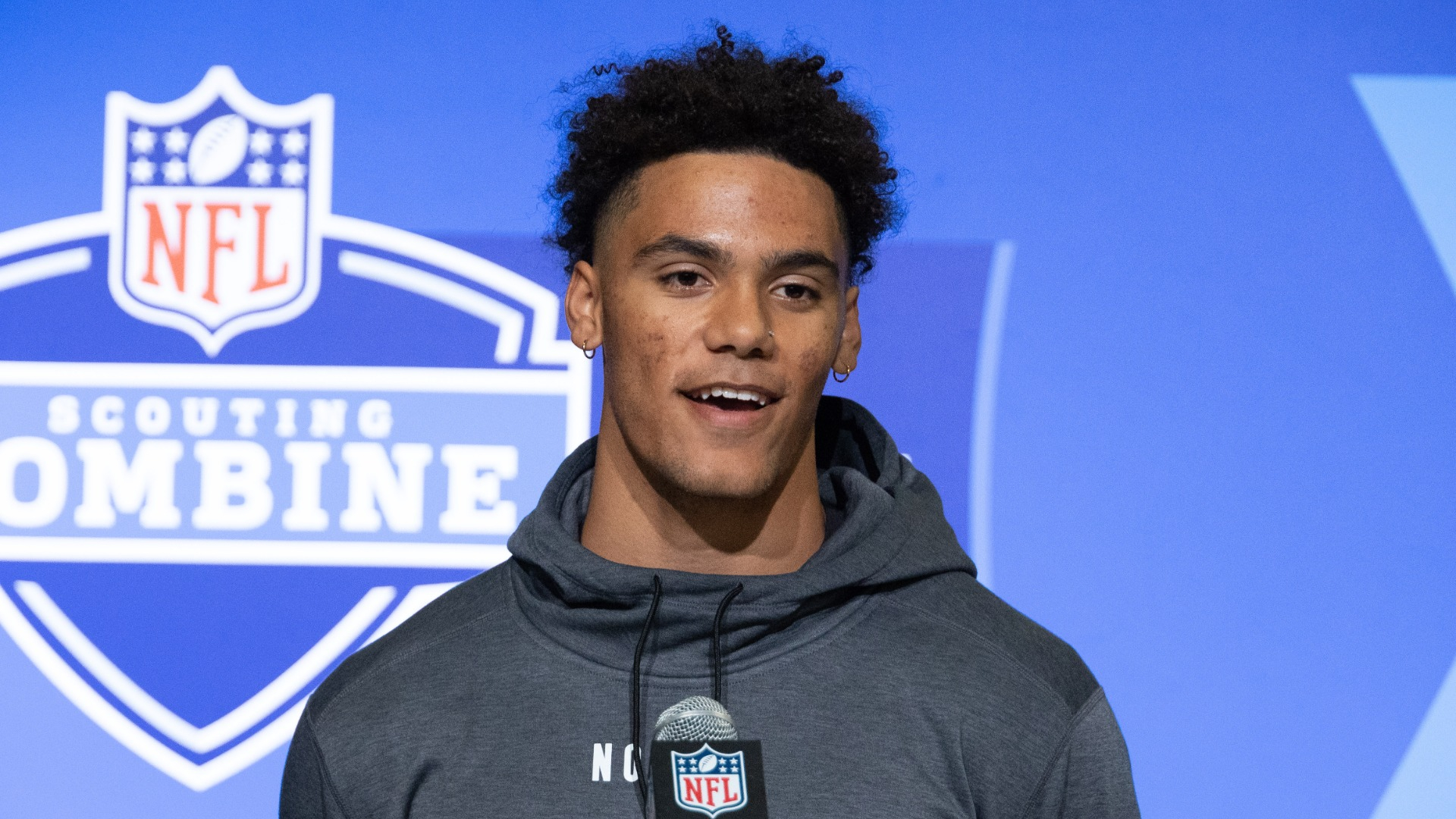 Christian Gonzalez Describes First Patriots Practices As Fun Wallpaper