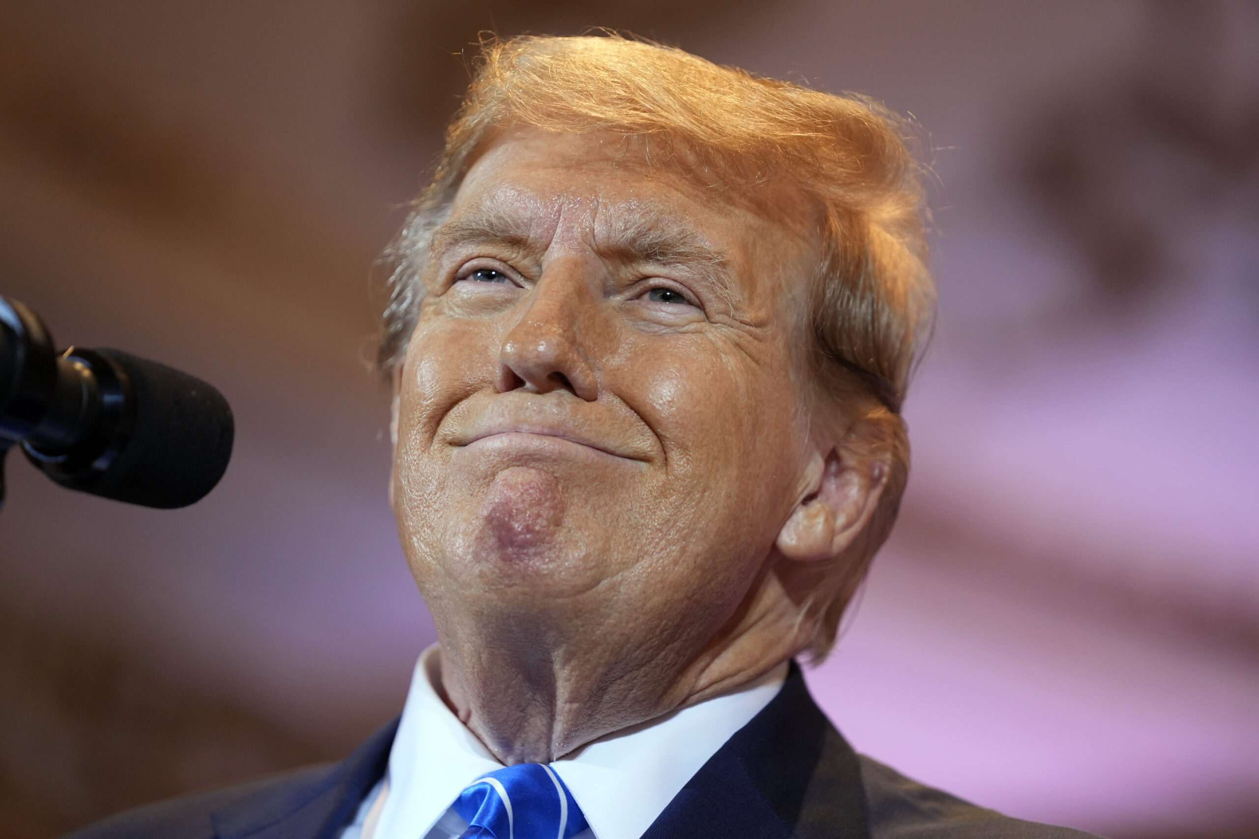 Former Biden Supporter Now Receptive To Trump Win Wallpaper