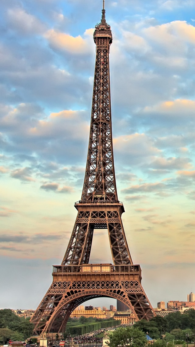Eiffel Tower Paris France iPhone 5s Wallpaper