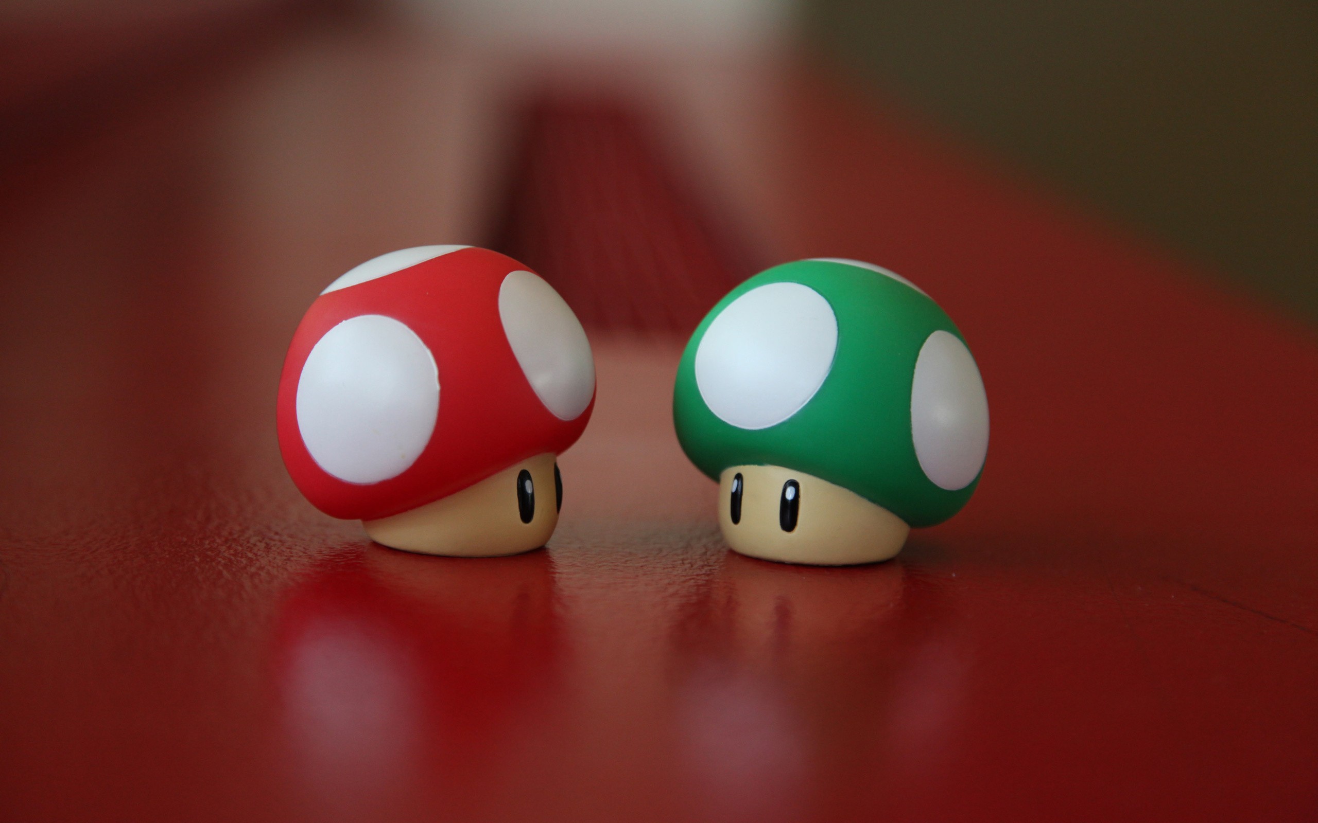 Super Marios mushrooms wallpaper 2560x1600 2378