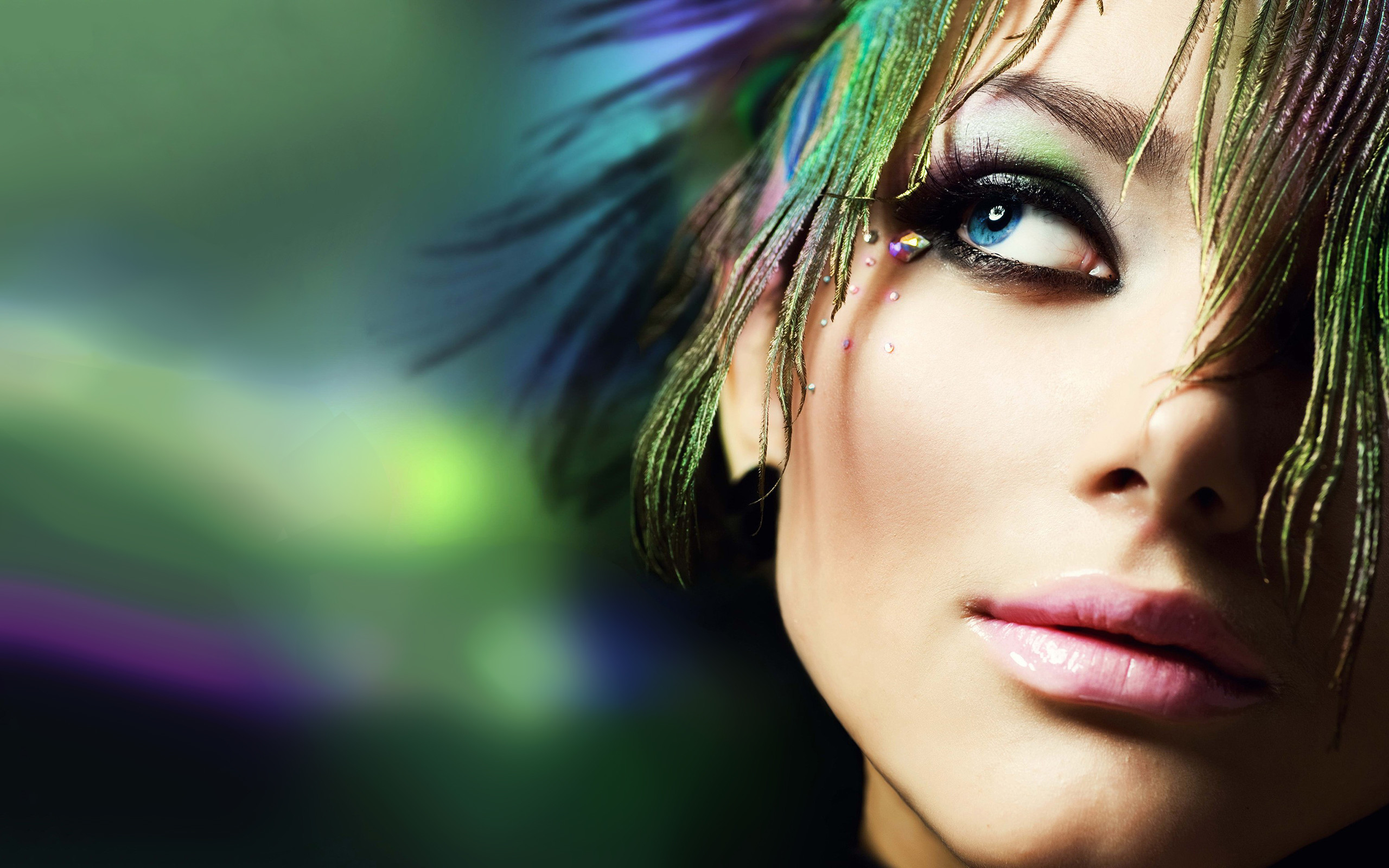 Beautiful Faces Wallpaper